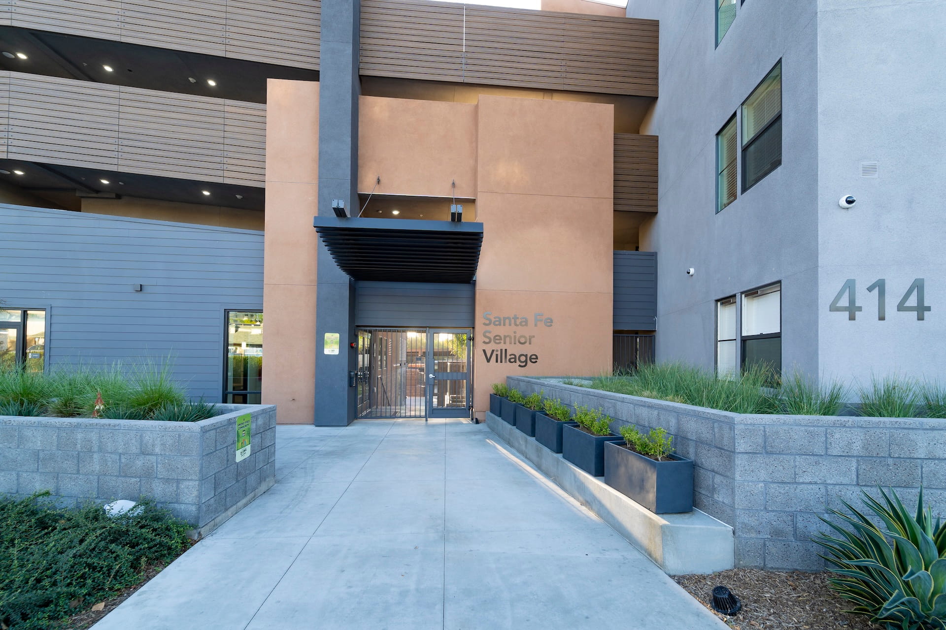 Santa Fe Senior &mdash; photo 1 of 5